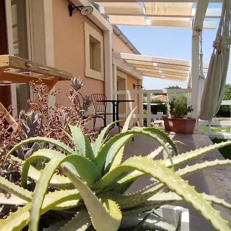 Le Zagare Di Vendicari * Lido di Noto