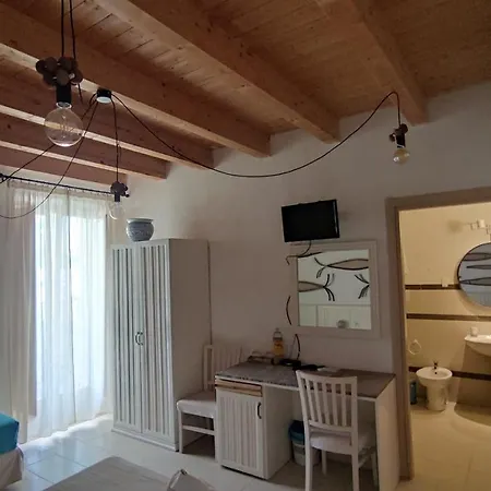 Le Zagare Di Vendicari * Lido di Noto