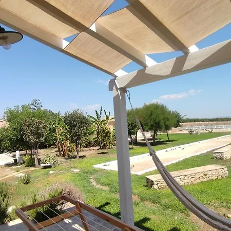 Le Zagare Di Vendicari * Lido di Noto