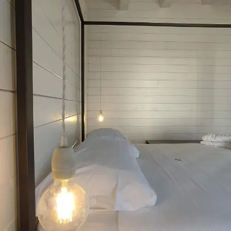 Le Zagare Di Vendicari * Lido di Noto